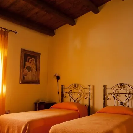 Domus Aurea Hotel Ragusa