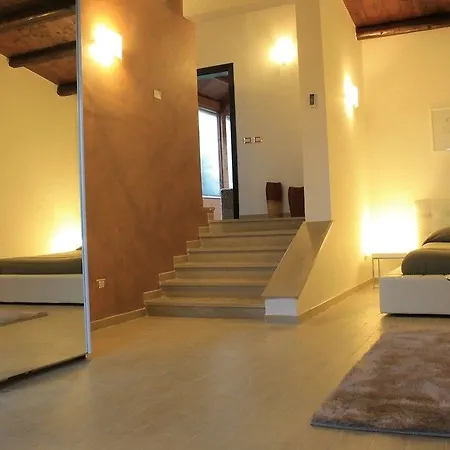 Domus Aurea Hotel 4*