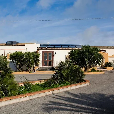 Domus Aurea Hotel 4*